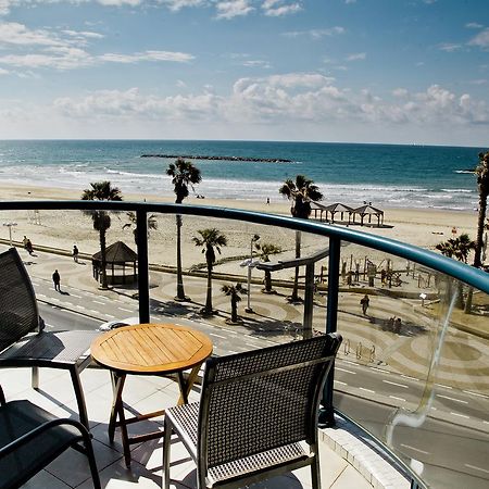 Ocean Front Apartments First Line To The Beach Тел Авив Екстериор снимка