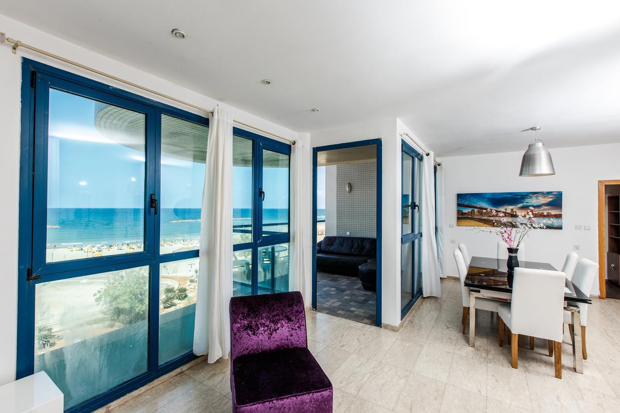 Ocean Front Apartments First Line To The Beach Тел Авив Екстериор снимка