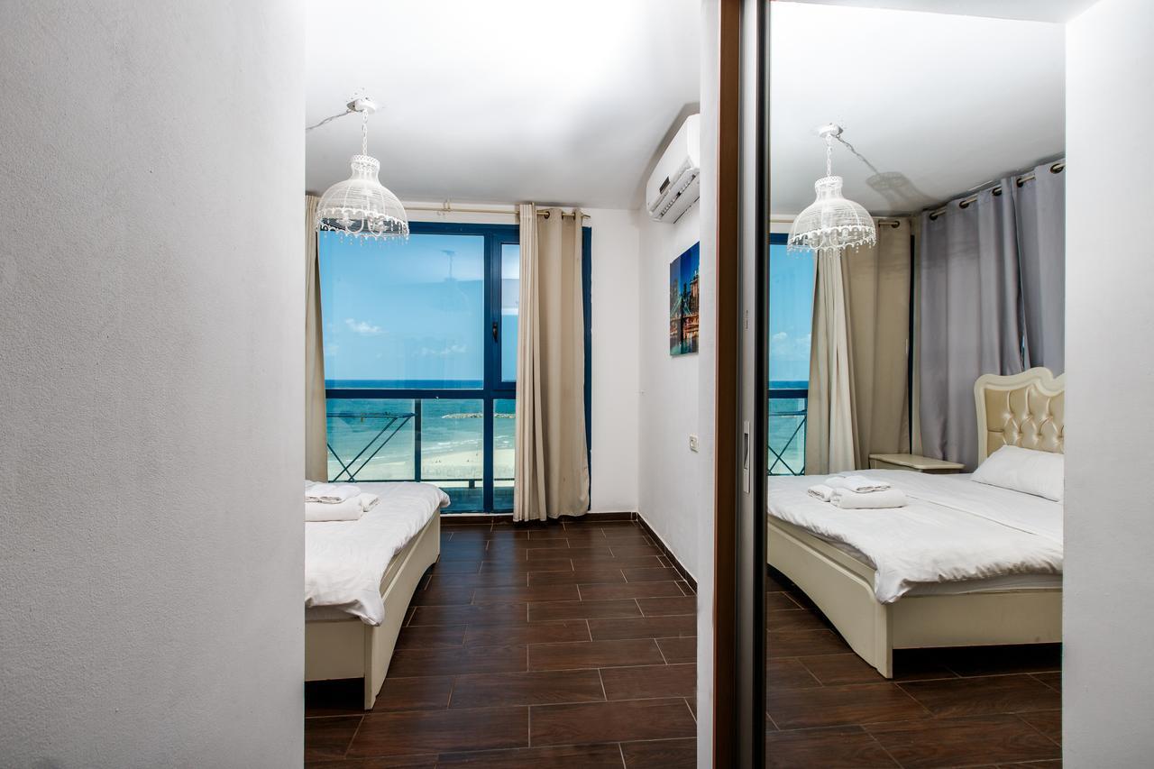 Ocean Front Apartments First Line To The Beach Тел Авив Екстериор снимка