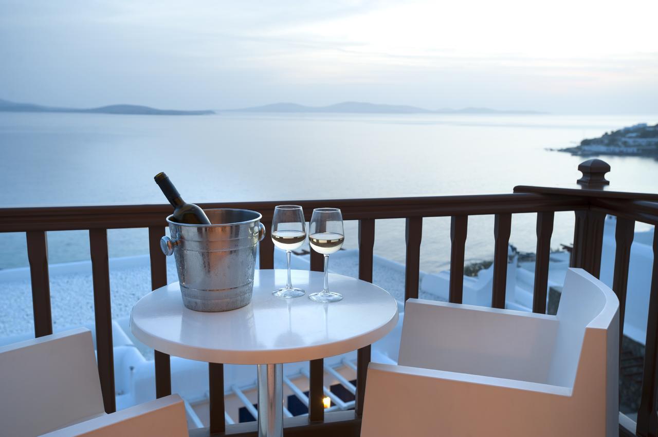 Ocean Front Apartments First Line To The Beach Тел Авив Екстериор снимка